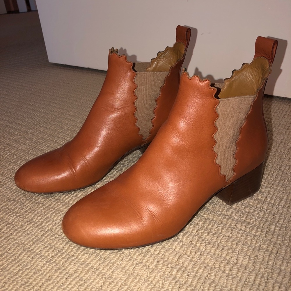 Chloé scalloped tan boots